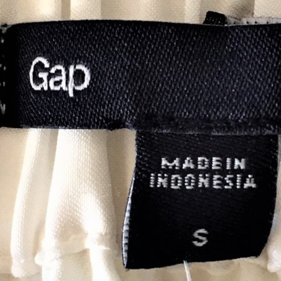 GAP Graphic White Pull-On Skirt - Picture 8 of 10